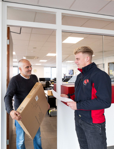 Van Spreuwel Transport B.V. EINDHOVEN afbeelding 3